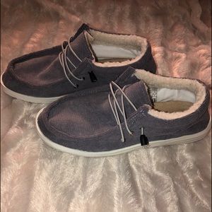 Outwoods corduroy walk 1 sneakers. NWOT